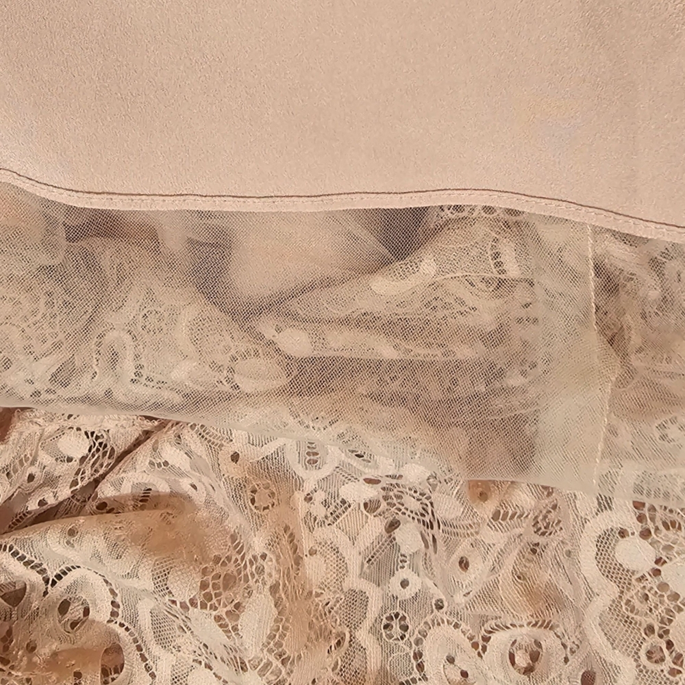 Dress The Population Blush Pink Lace Eyelets Tiered Short Sleeves Midi Dress - Picture 8 of 10